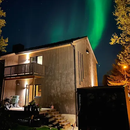 Modern And Central Apartment In Quiet Street Tromso Exterior photo